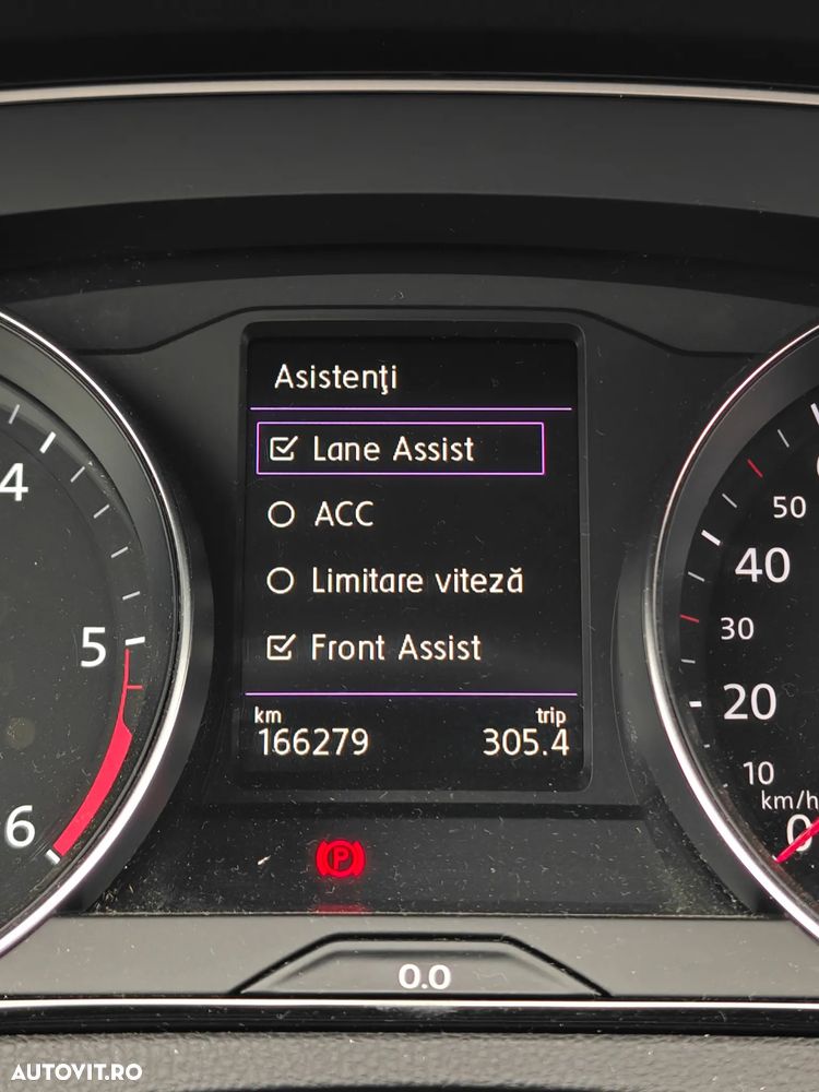 Volkswagen Passat 2.0 TDI DSG Advance - 11