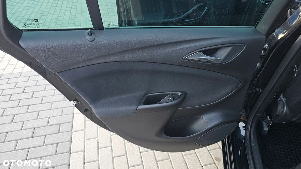 Opel Astra - 14