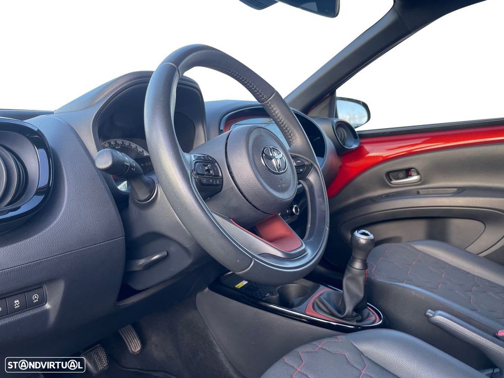 Toyota Aygo X 1.0 Envy - 9