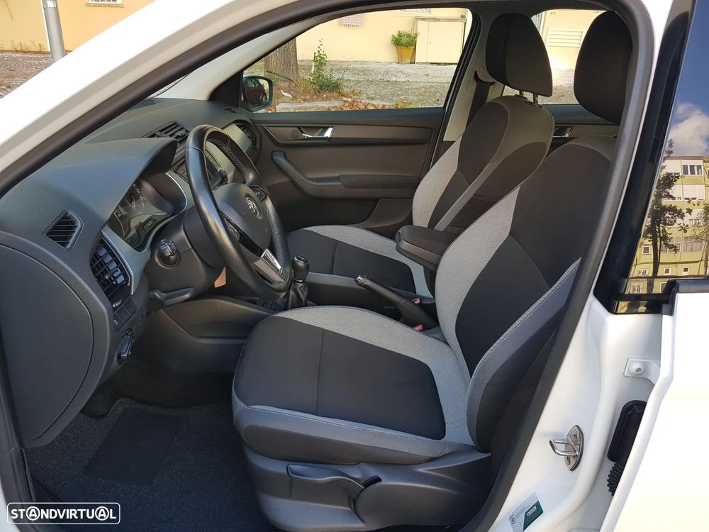 Skoda Fabia Break 1.0 Style - 23
