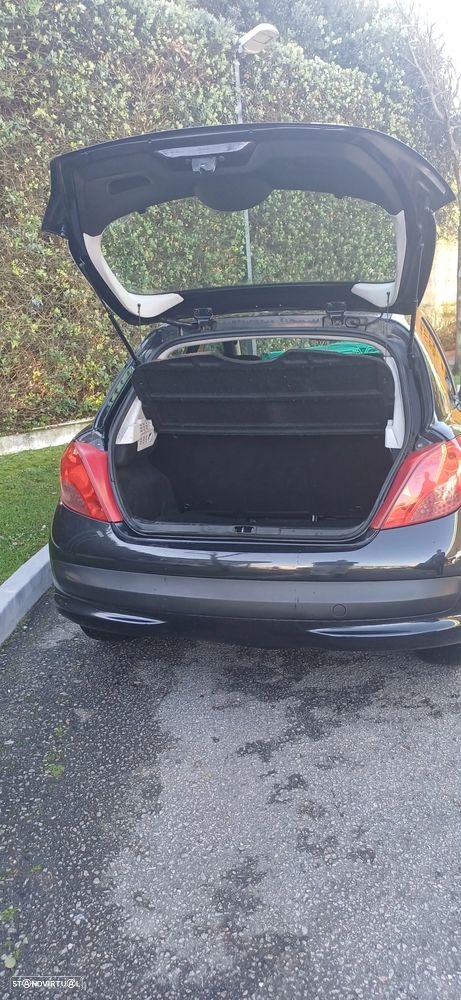 Peugeot 207 1.4 HDi Urban - 4