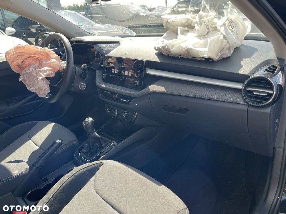 Skoda Fabia 1.0 TSI Drive - 12