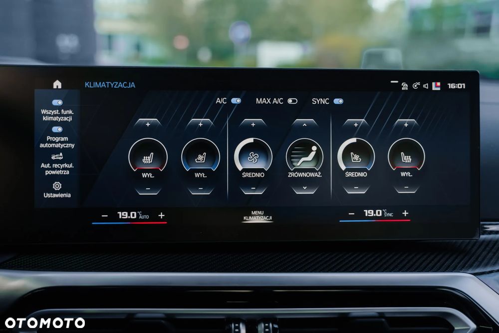 BMW M3 M Competition xDrive sport - 30