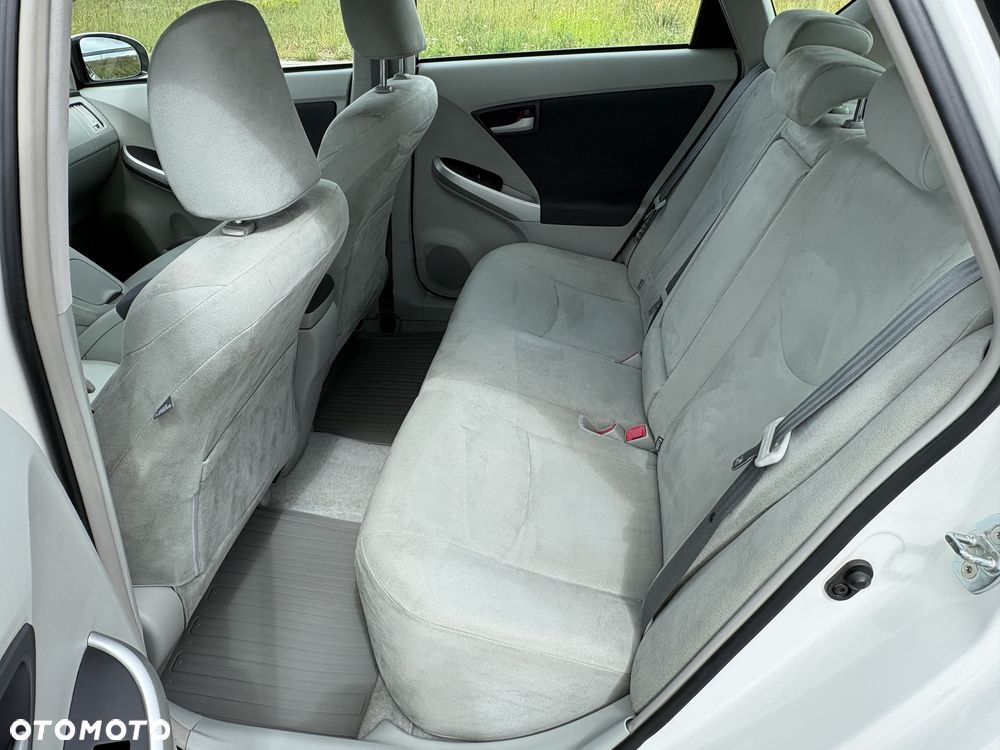 Toyota Prius - 7