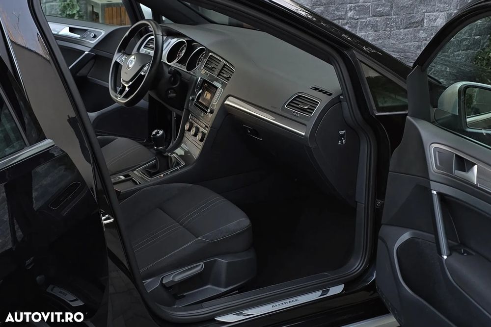 Volkswagen Golf 2.0 TDI (BlueMotion Technology) Highline - 8