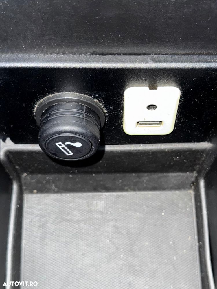 Opel Antara 2.2 CDTI 4x4 ecoFLEX Start/Stop Design Edition - 32