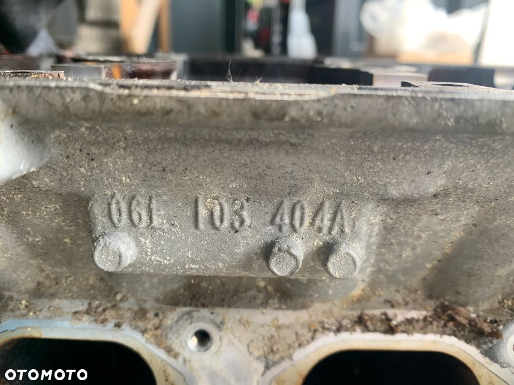 głowica prawa 06E103404A A6 C7 2.8 FSI CHV CHVA - 15