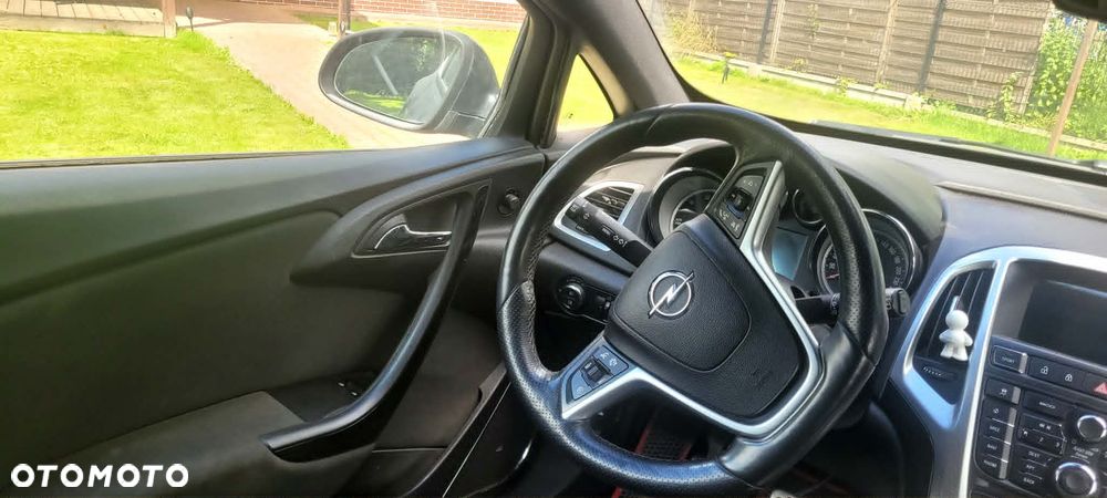Opel Astra 2.0 CDTI Bi-Turbo S&S - 13