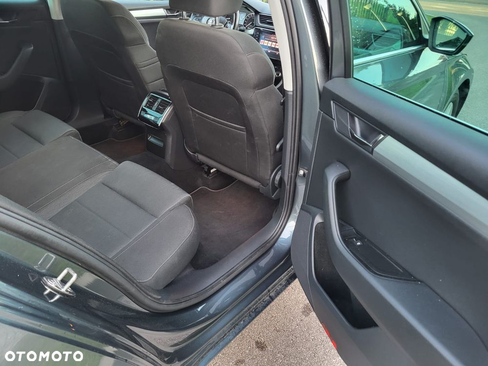Skoda Superb 2.0 TDI Ambition DSG - 15