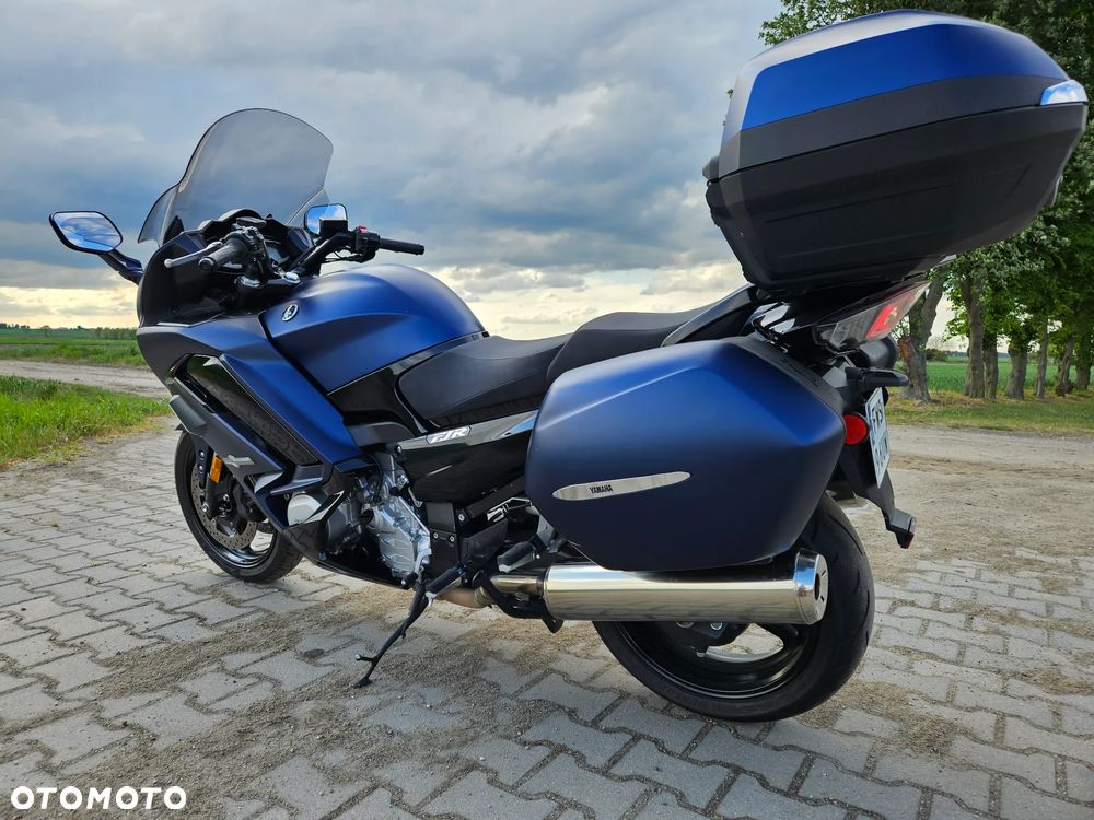 Yamaha FJR - 11