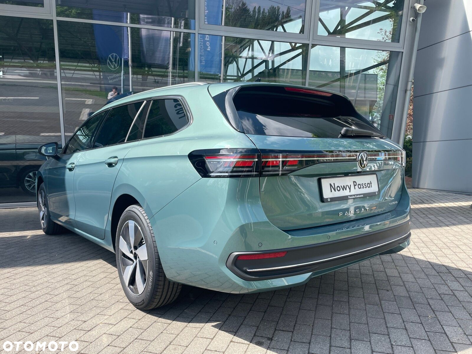 Volkswagen Passat - 5