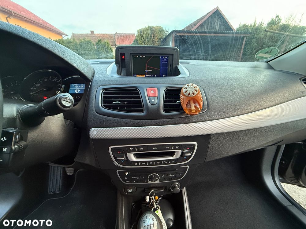 Renault Fluence 2.0 16V 140 Sportway - 23