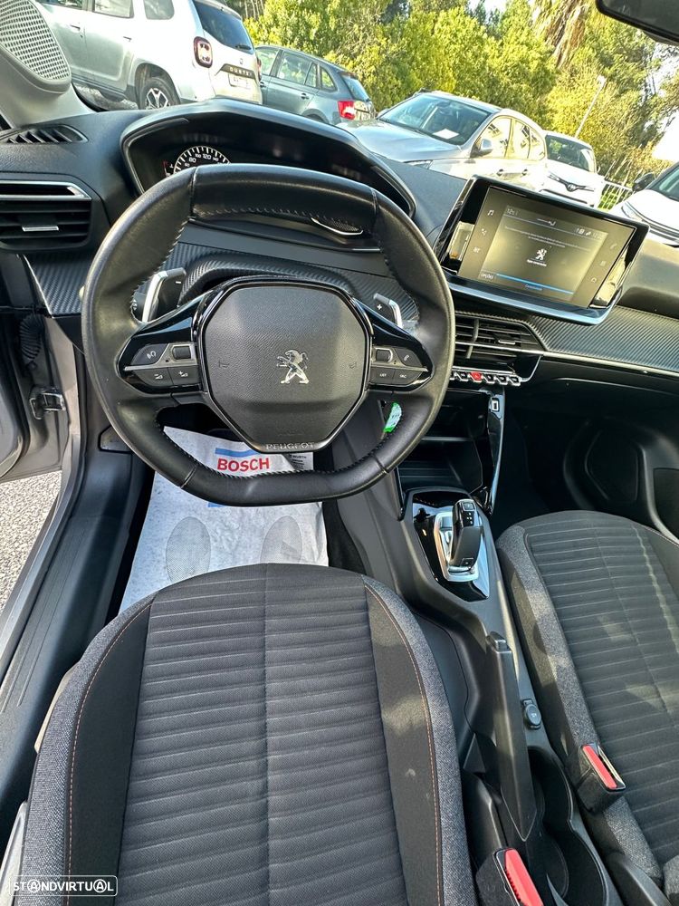 Peugeot 208 1.2 PureTech Allure EAT8 - 16