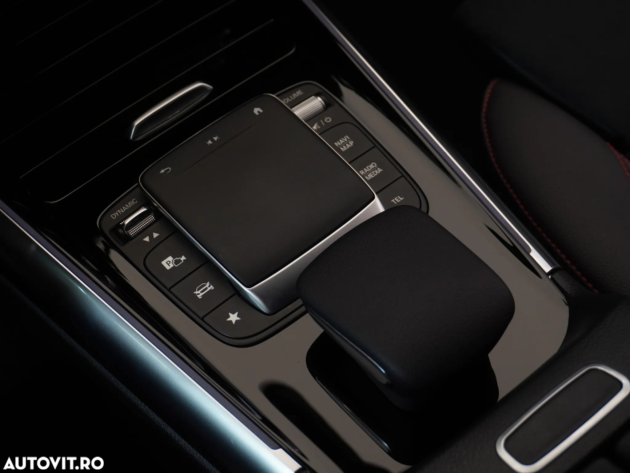 Mercedes-Benz GLA 250 4Matic 8G-DCT AMG Line - 22