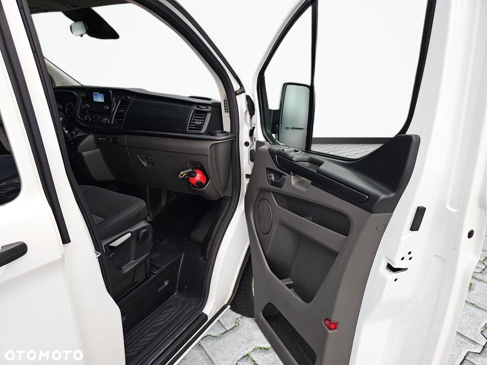 Ford Transit Custom - 33