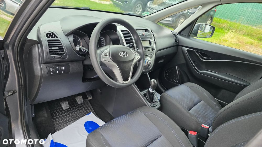 Hyundai ix20 1.4 blue Comfort - 10