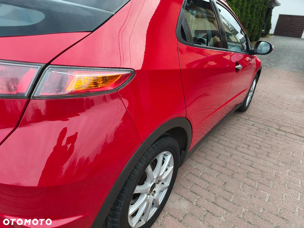 Honda Civic 1.8 Comfort - 11