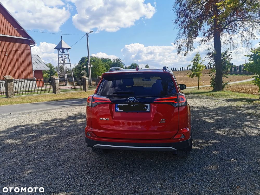 Toyota RAV4 - 9