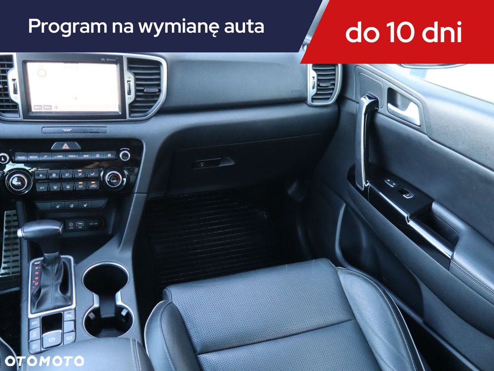 Kia Sportage - 10