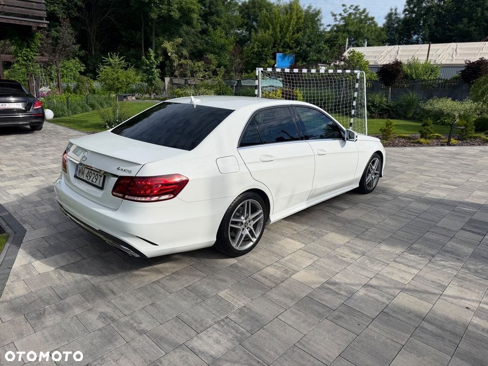Mercedes-Benz Klasa E 350 4Matic 7G-TRONIC - 35
