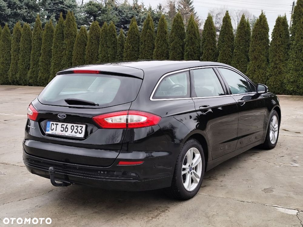 Ford Mondeo - 37