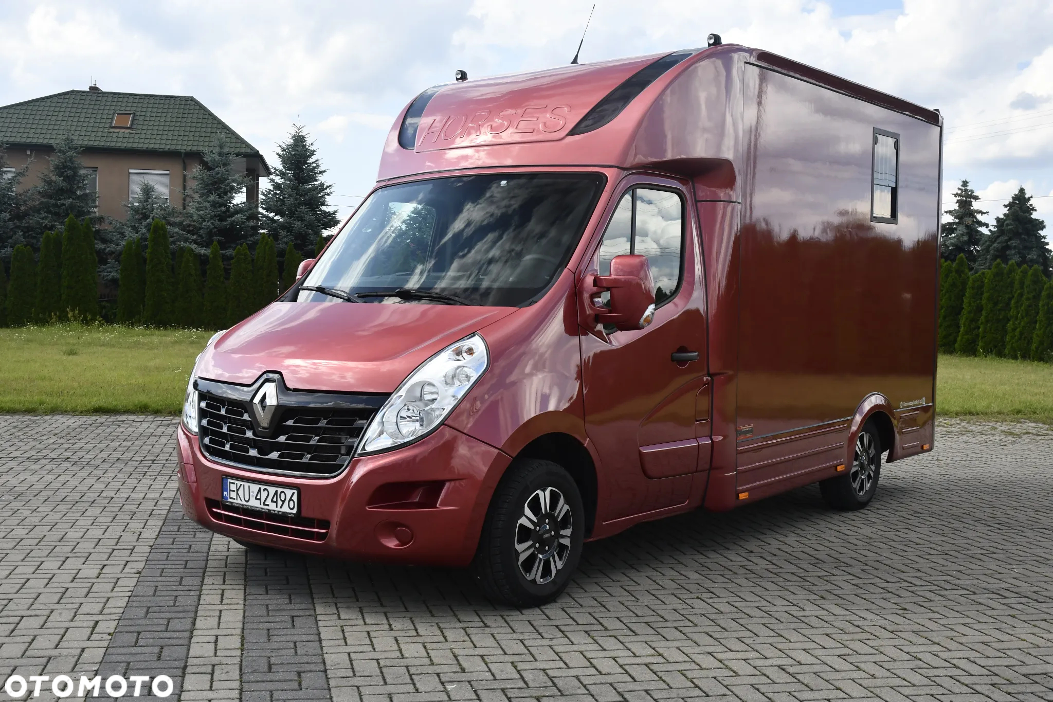 Renault Master Koniowóz - 10