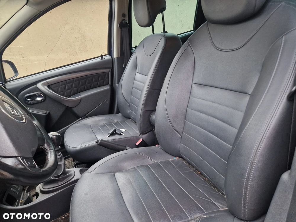 Dacia Duster 1.2 TCe Celebration - 7