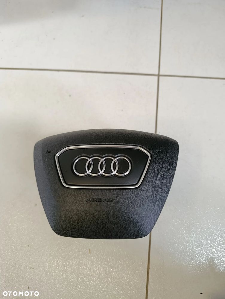 Deska konsola poduszki pasy eu head up #1 Audi Q8 e-tron etron lift - 10