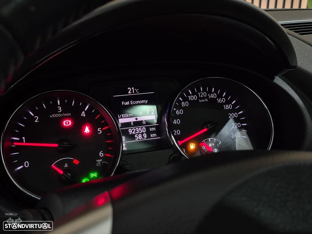Nissan Qashqai 1.6 dCi 360 S&S - 22