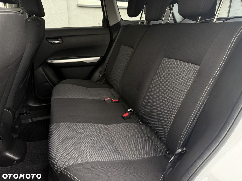 Suzuki Vitara 1.6 Premium 2WD - 35