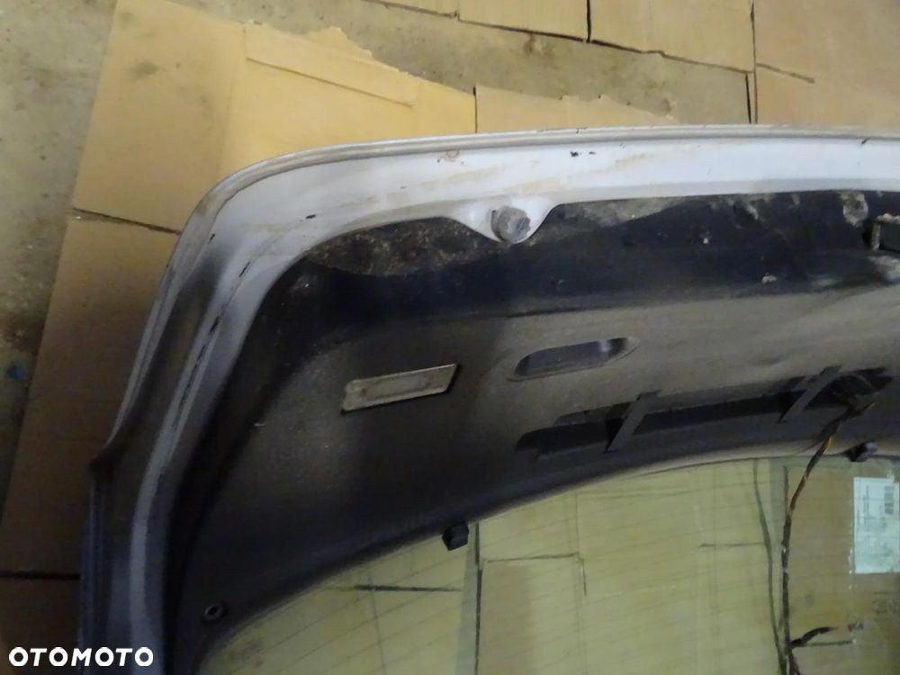 Klapa Bagażnika BMW E46 Compact (Goła) - 18