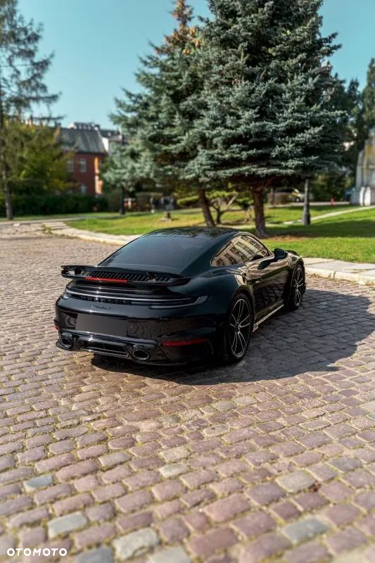 Porsche 911 Turbo S - 4