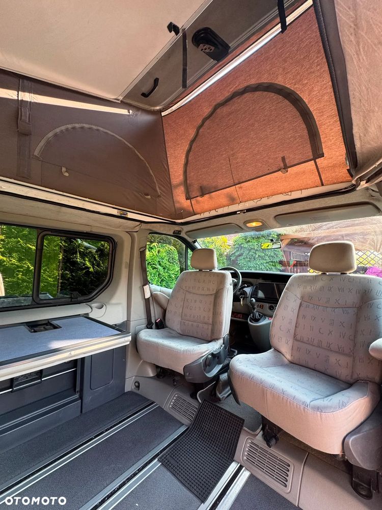 Renault Trafic - 13