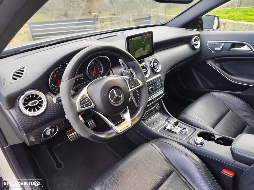 Mercedes-Benz A 45 AMG 4-Matic - 6