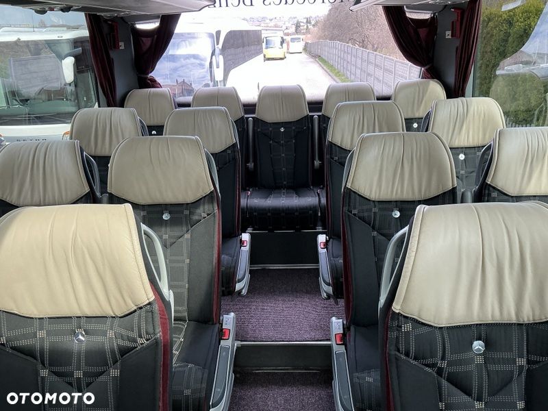 Mercedes-Benz TOURISMO - 34