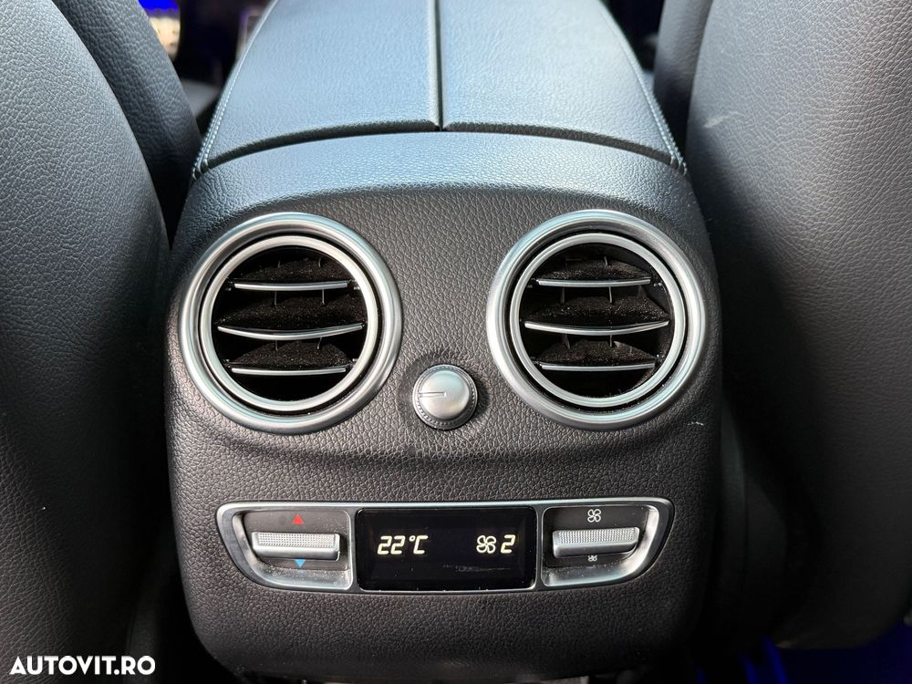 Mercedes-Benz GLC 300 d 4Matic 9G-TRONIC AMG Line - 13