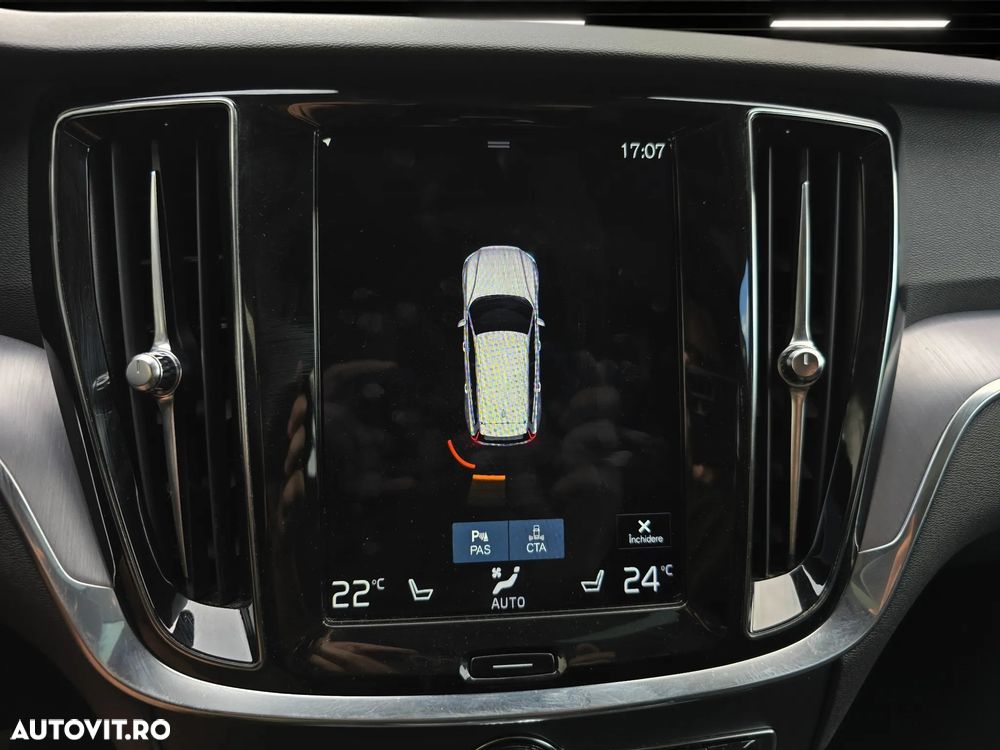 Volvo V60 T6 AWD Twin Engine Geartronic Momentum Pro - 30