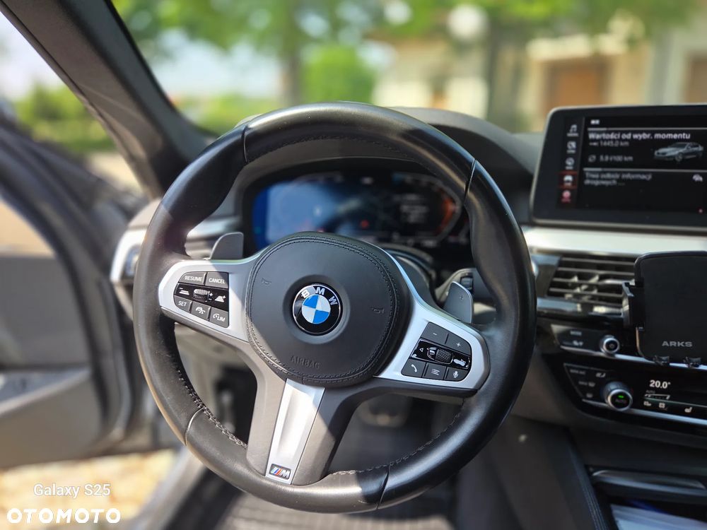 BMW Seria 5 520d M Sport sport - 10