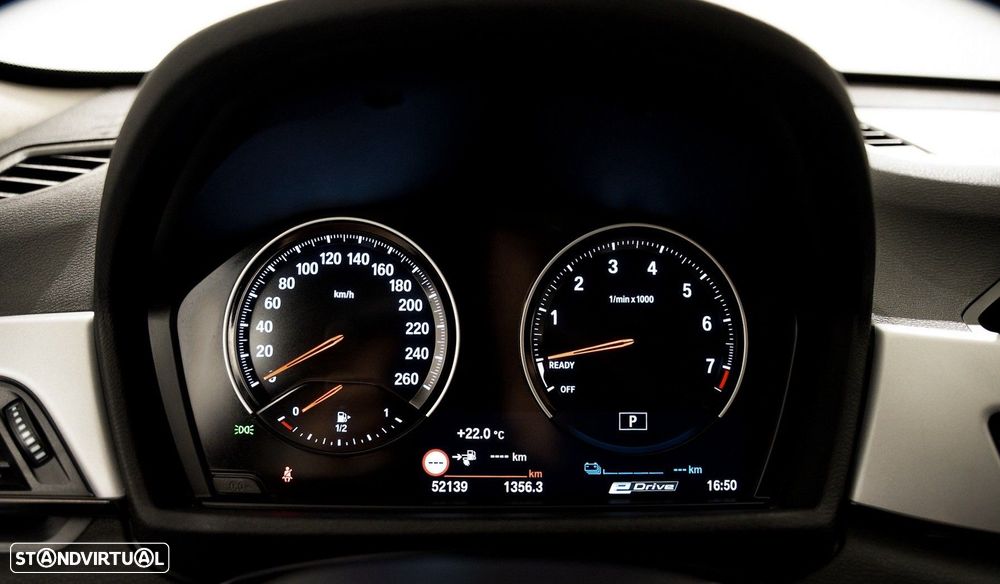 BMW X1 25 e xDrive Corporate Edition - 15