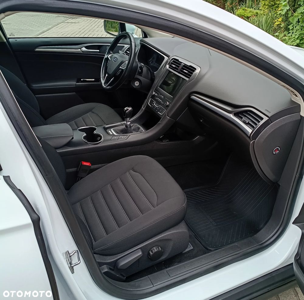 Ford Mondeo 2.0 TDCi STart-Stopp Trend - 25