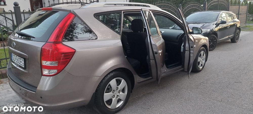 Kia Ceed 1.6 Comfort + - 2