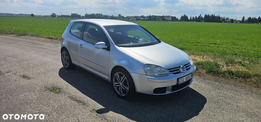 Volkswagen Golf - 11