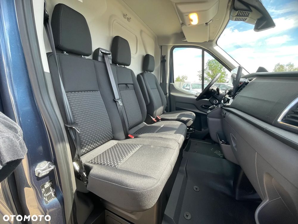 Ford Transit - 19