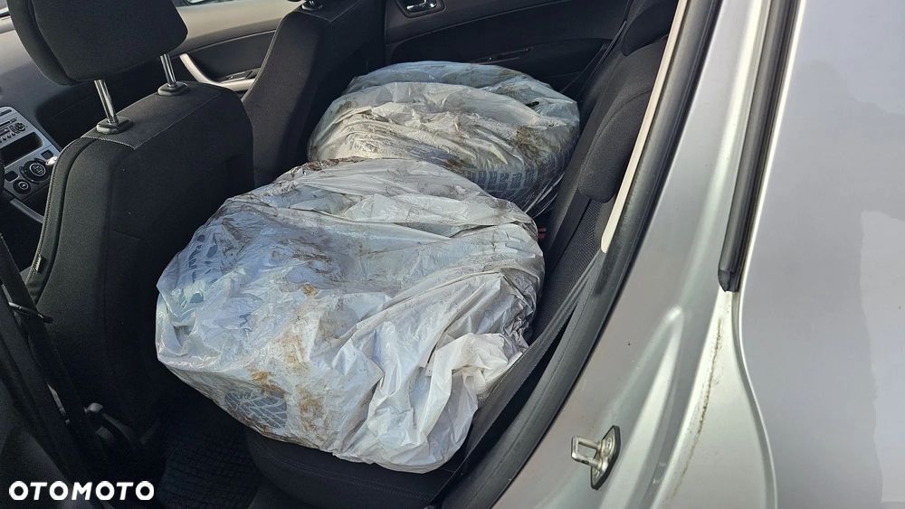 Peugeot 308 HDi FAP 110 Premium - 12