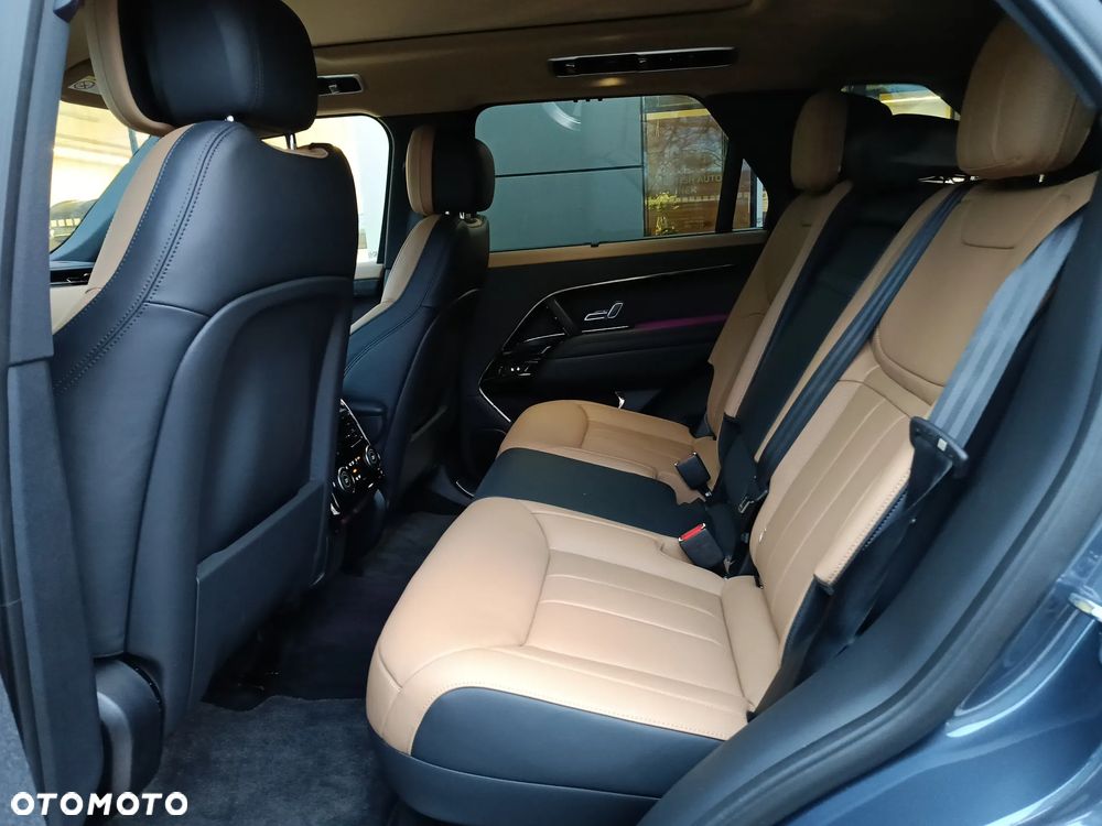 Land Rover Range Rover Sport D350 Autobiography - 26