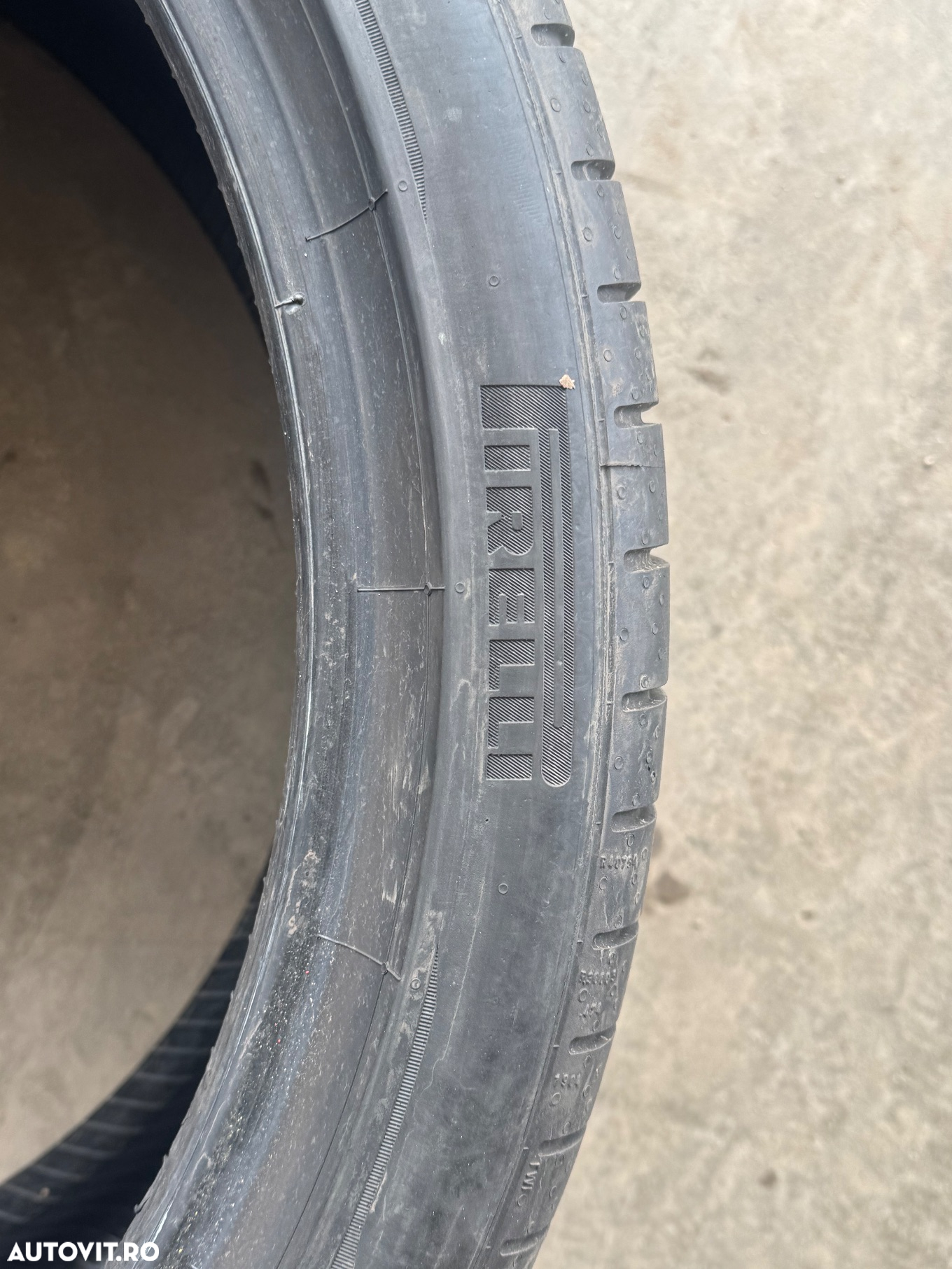 Vând 2 anvelope 315/30/22 Pirelli de vară ca noi - 6