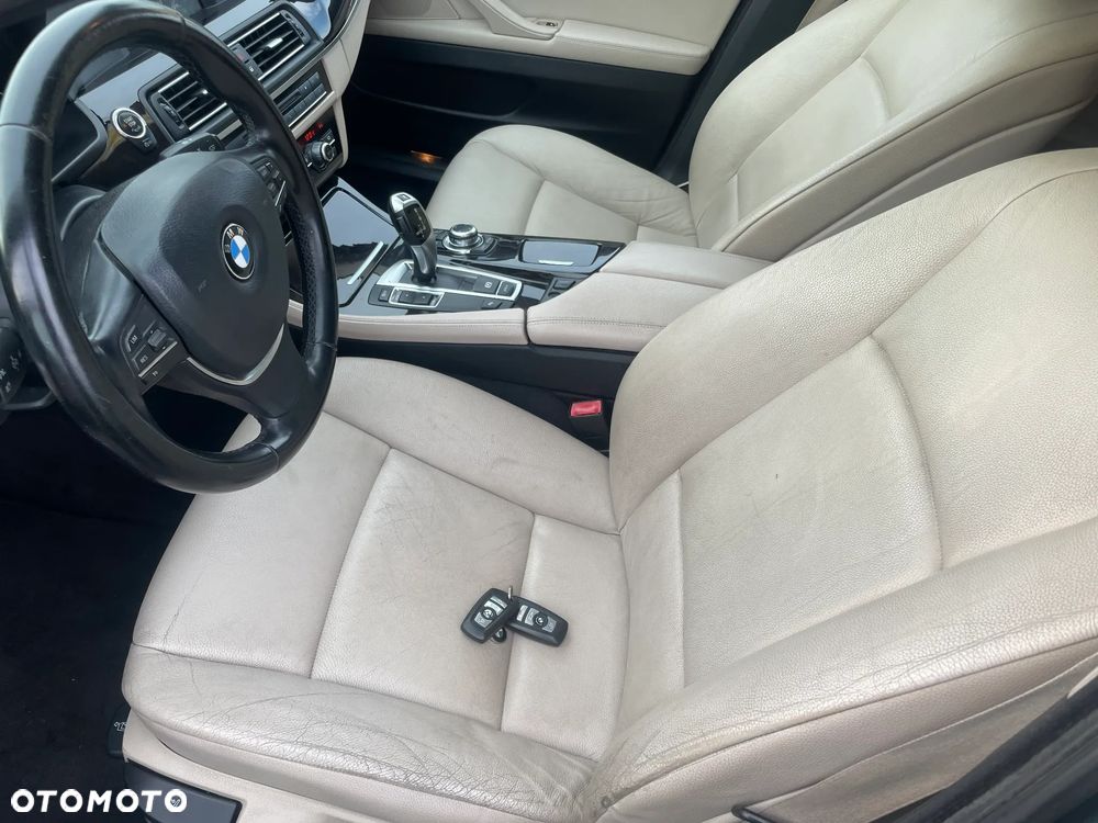 BMW Seria 5 520d - 16
