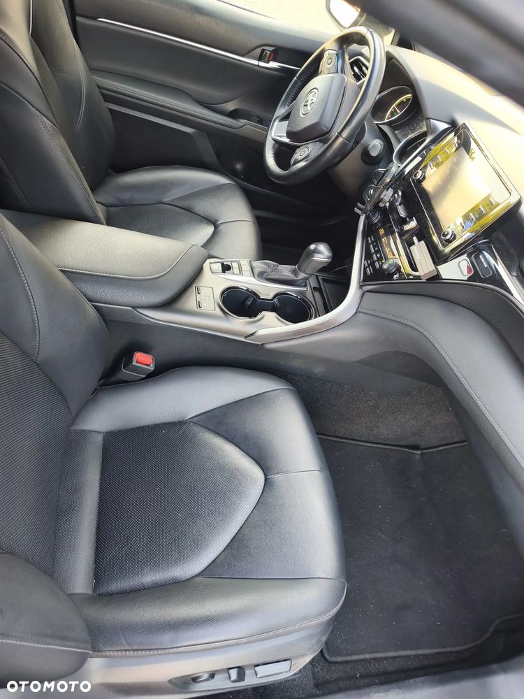 Toyota Camry 2.5 Hybrid Prestige CVT - 18