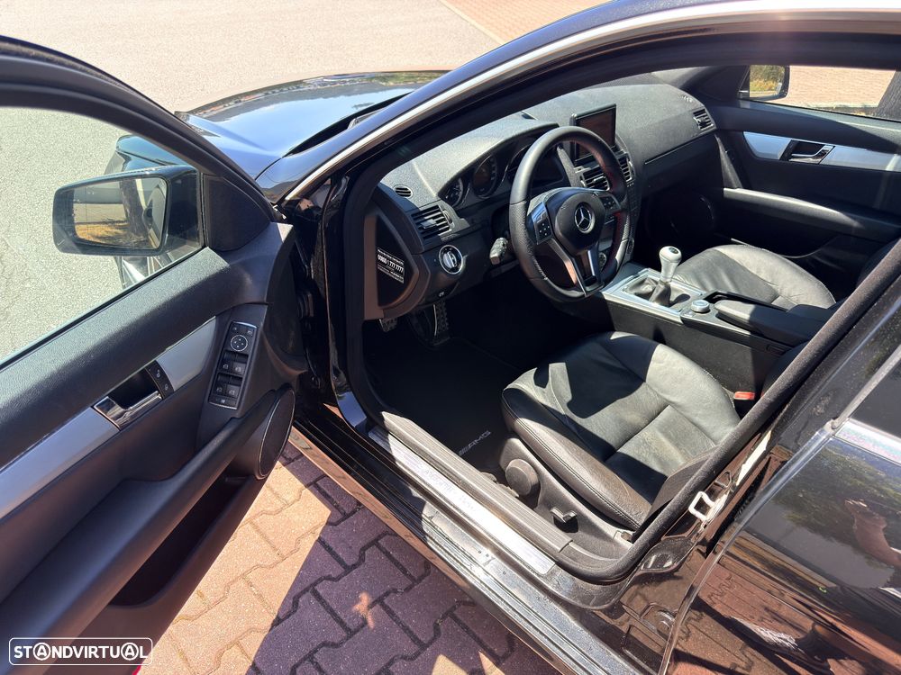 Mercedes-Benz C 220 Station CDI DPF BlueEFFICIENCY SPORT EDITION - 11