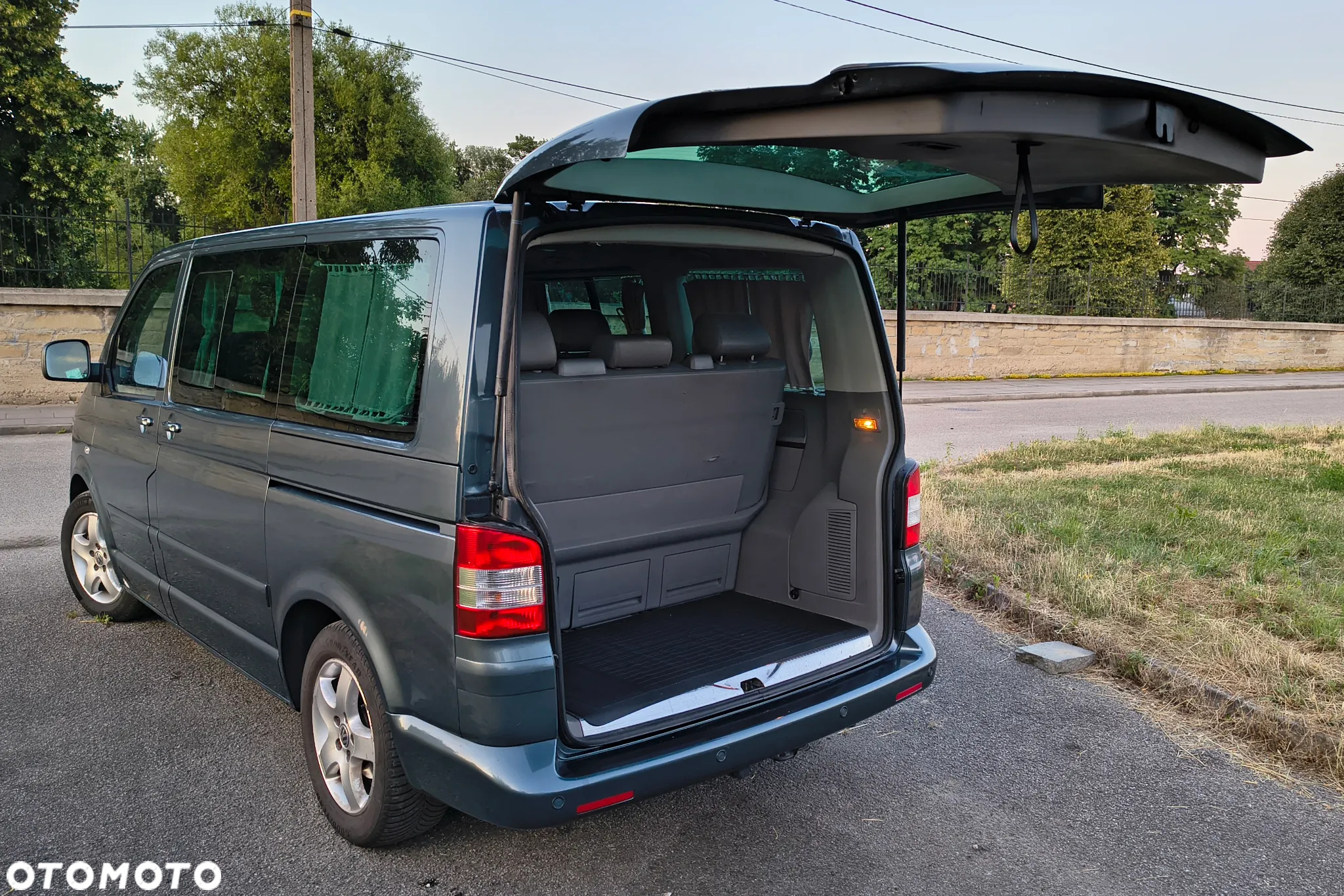 Volkswagen Multivan TDI L1 Highline - 6